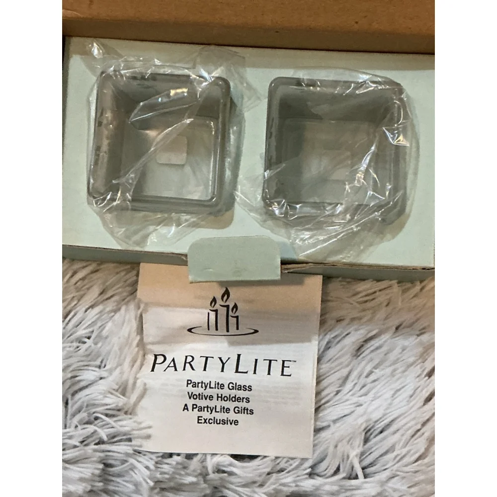 PartyLite Square Frosted Glass Votive Holders Set of 2 — Gift Ready - Picture 3 of 13